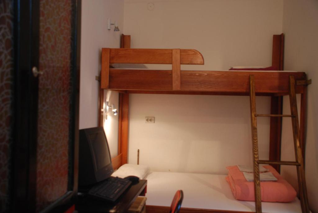 בלגרד Tash Inn Hostel חדר תמונה