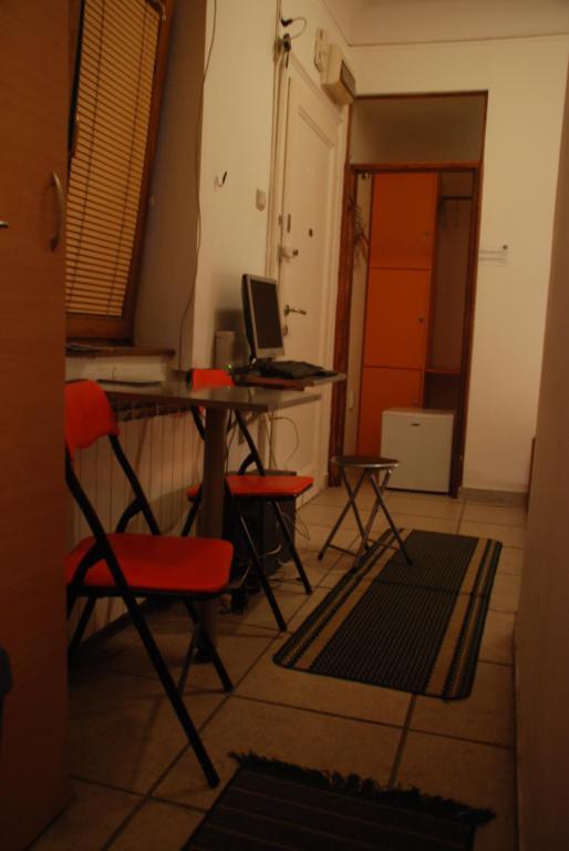 בלגרד Tash Inn Hostel חדר תמונה
